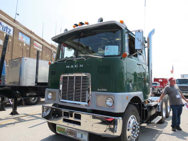 Este tipo de Mack fue una visión común también en la España de los años 70 y 80.